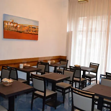 酒店 笛费欧里酒店